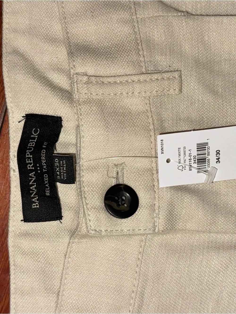 Banana Republic Relaxed Tapered Linen-Blend Pants 34x30 (25in inseam). Beige Men